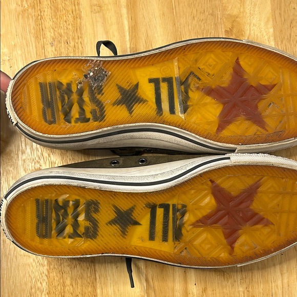 Converse Black and White Low-Top Sneakers - Picture 7 of 7